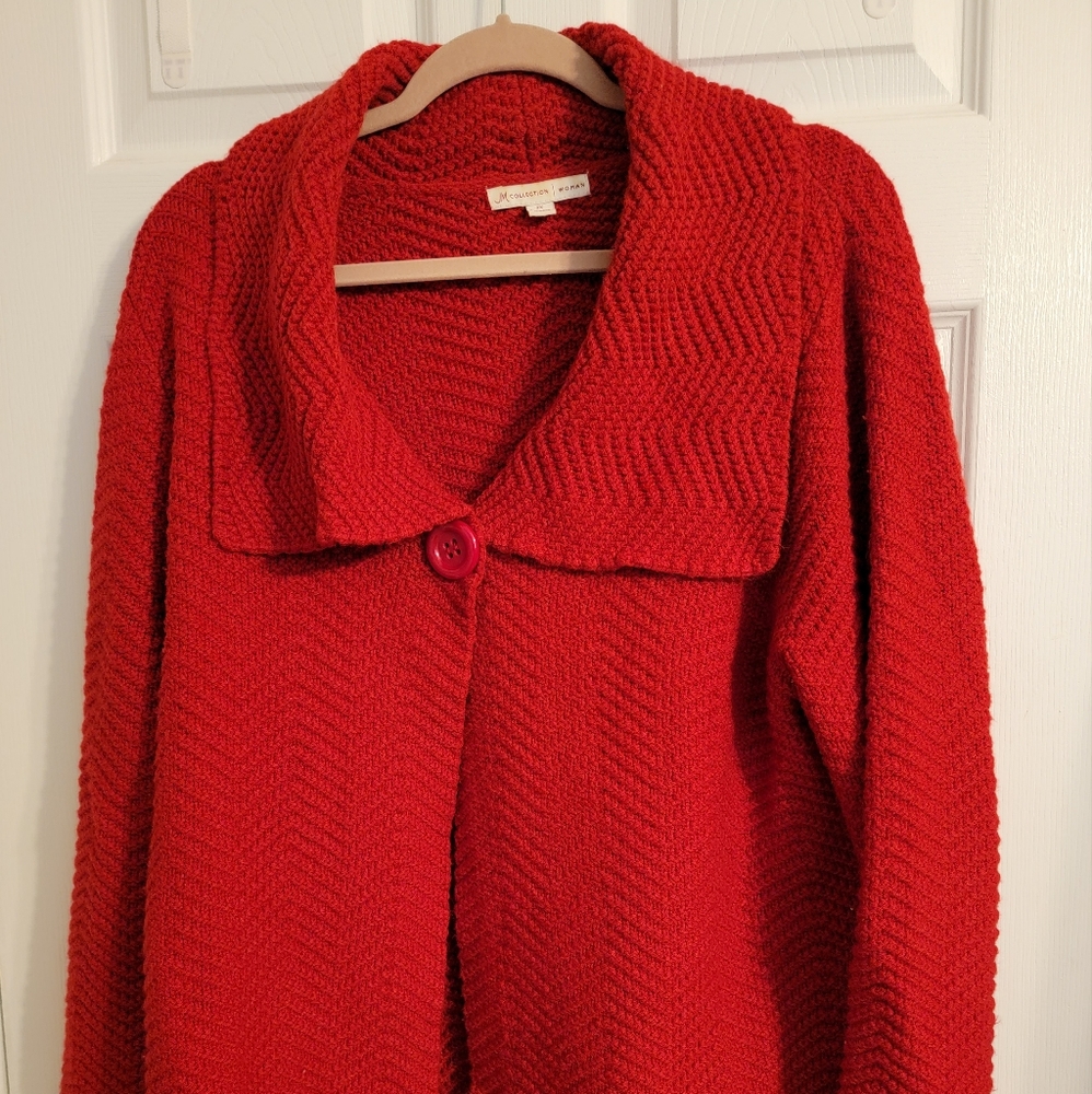 Plus Size Red 1 button Sweater